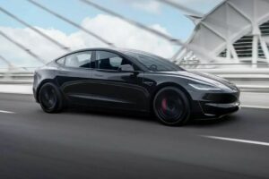 Tesla Model 3 2025
